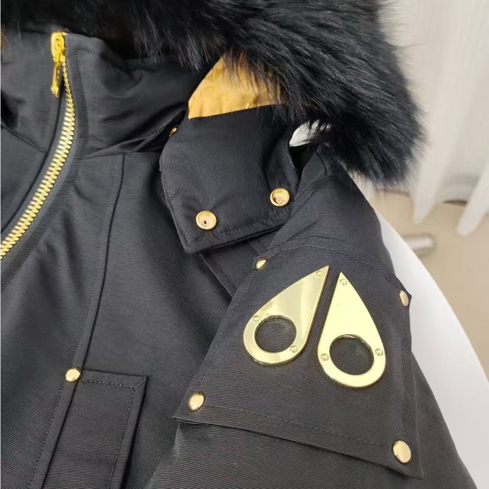 Moose Knuckles Thick Down Jacket - image 7